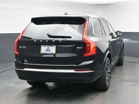 Used 2024 Volvo XC90 B6 Plus w/ Protection Package AWD/4WD image 8