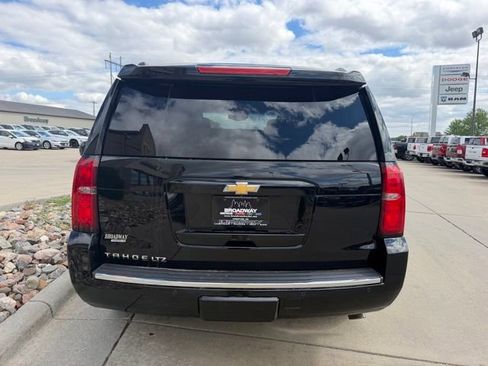 Used 2015 Chevrolet Tahoe LTZ AWD/4WD image 7