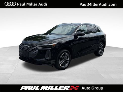 New 2026 Audi Q5 Premium AWD/4WD image 1