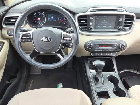 Used 2019 Kia Sorento AWD V6 w/ Option Group 020 image 11