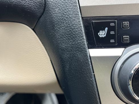 Used 2017 Subaru Outback 2.5i Limited image 19