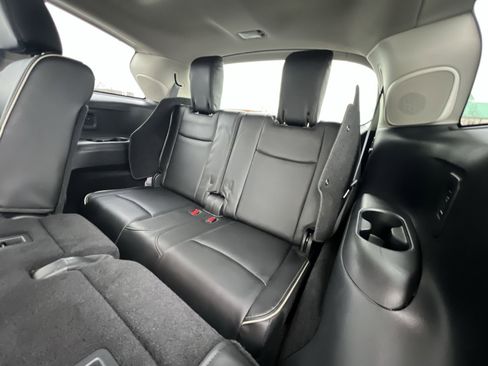 Used 2018 INFINITI QX60 Luxe w/ Deluxe Technology Package image 26