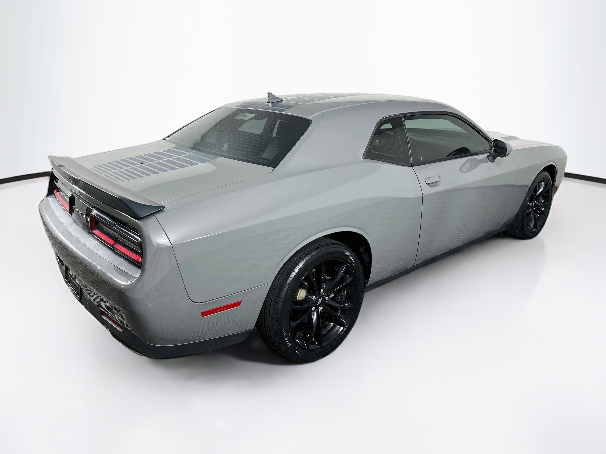 Used 2017 Dodge Challenger SXT Plus RWD image 9