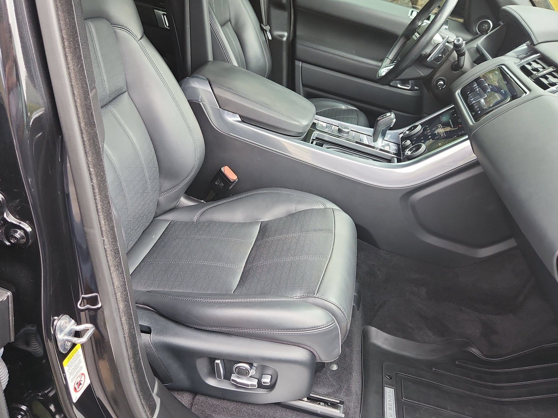 Used 2018 Land Rover Range Rover Sport HSE Dynamic AWD/4WD image 27