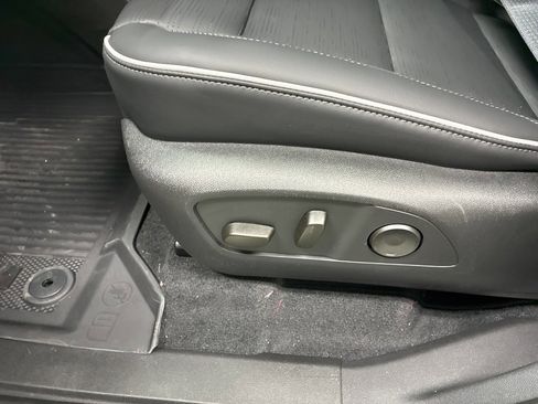 New 2026 Buick Enclave Sport Touring w/ Power Package image 34