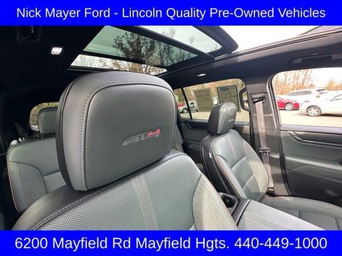 Used 2024 GMC Acadia AT4 w/ Luxury Package image 28