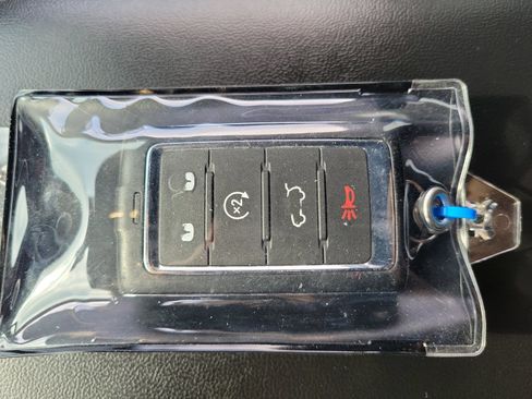 Used 2024 Jeep Grand Cherokee Altitude RWD image 33