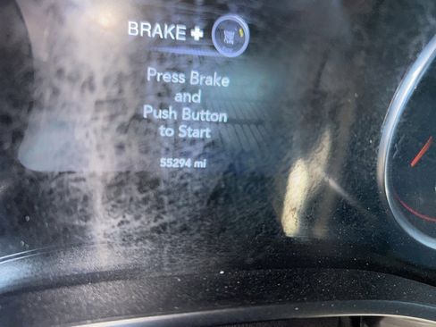 Used 2022 Dodge Challenger R/T image 6