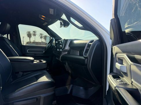 Used 2021 RAM 2500 Big Horn w/ Level 1 Equipment Group AWD/4WD image 28