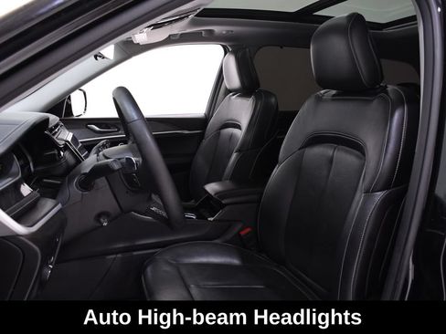 Used 2022 Jeep Grand Cherokee Limited 4xe w/ Luxury Tech Group II AWD/4WD image 25
