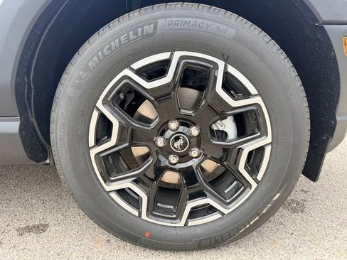 New 2026 Ford Bronco Sport Outer Banks image 17