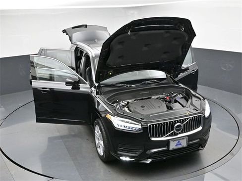 Used 2023 Volvo XC90 B5 Core image 49