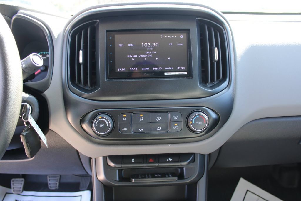 Used 2016 Chevrolet Colorado W/T w/ WT Convenience Package RWD image 18