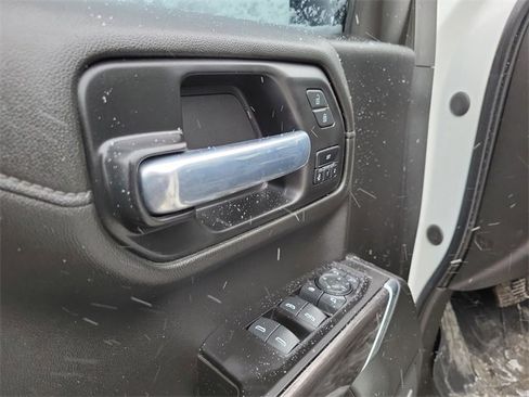 Used 2021 Chevrolet Silverado 1500 LTZ w/ LTZ Premium Package image 7