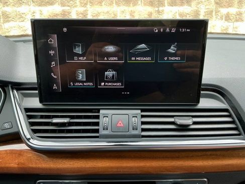 Used 2023 Audi Q5 e Premium w/ Convenience Package image 21