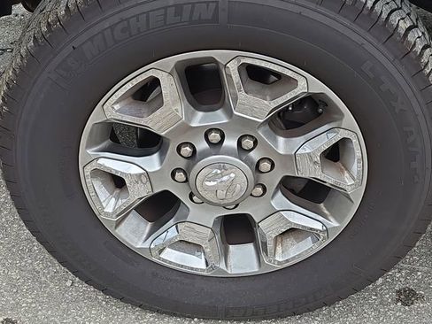 Used 2017 RAM 2500 Limited image 10