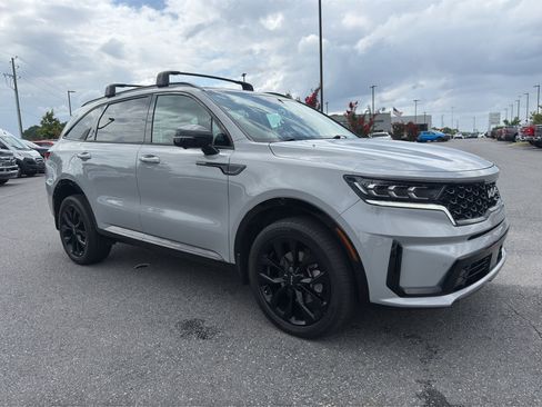 Used 2023 Kia Sorento SX AWD/4WD image 2