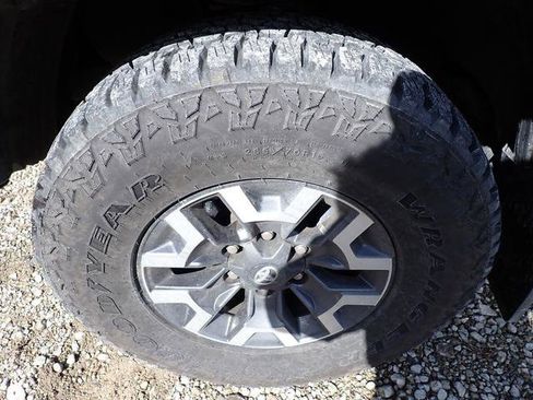 Certified 2023 Toyota Tacoma TRD Off-Road w/ Technology Package image 9