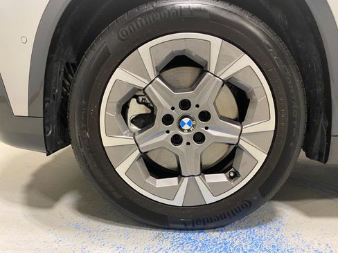 Used 2025 BMW X1 xDrive28i w/ Technology Package image 23