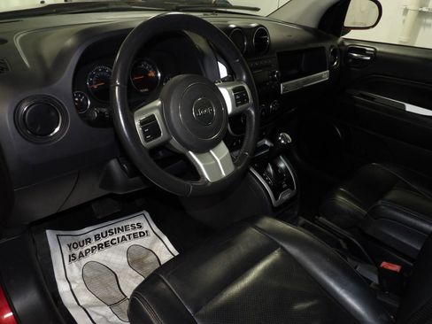 Used 2016 Jeep Compass High Altitude image 8