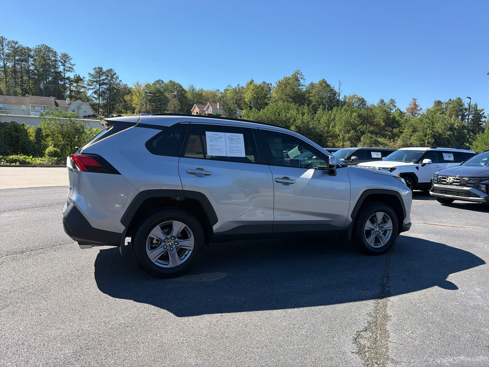 Used 2025 Toyota RAV4 XLE FWD image 7