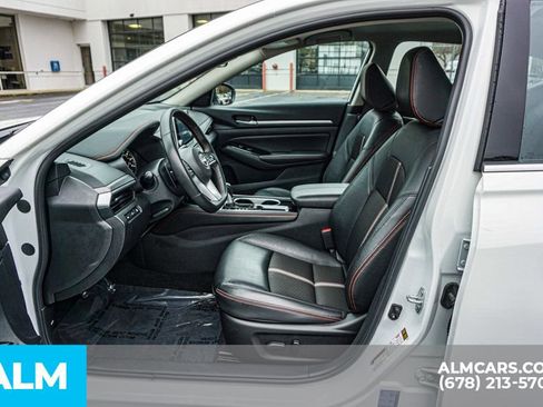 Used 2025 Nissan Altima 2.5 SR image 20