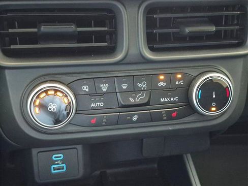 Certified 2024 Ford Maverick XLT w/ XLT Luxury Package FWD image 14