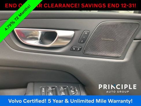 Certified 2023 Volvo XC60 B5 Plus w/ Climate Package image 15