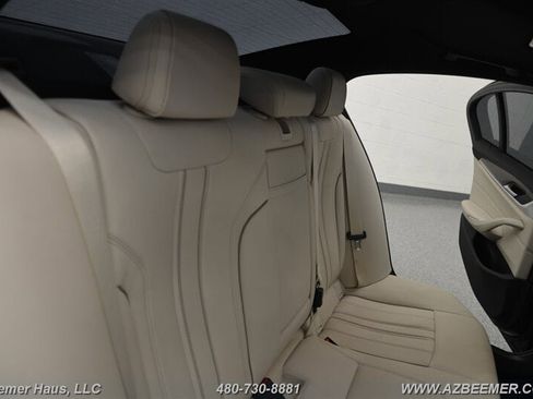 Used 2020 BMW 530i w/ M Sport Package RWD image 24