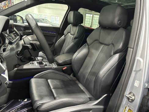 Used 2019 Audi SQ5 Prestige w/ Prestige Package AWD/4WD image 44