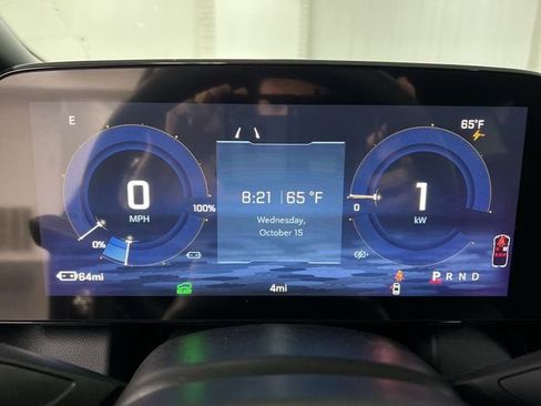 New 2026 Chevrolet Equinox EV LT image 12