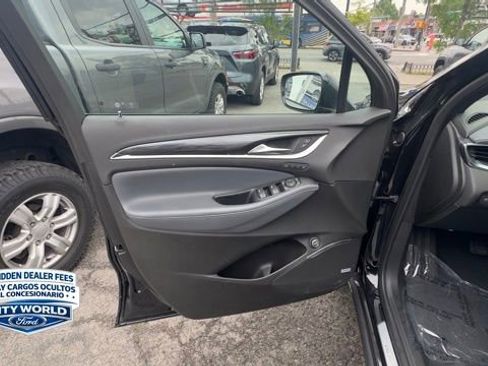 Used 2024 Buick Enclave Premium FWD image 8