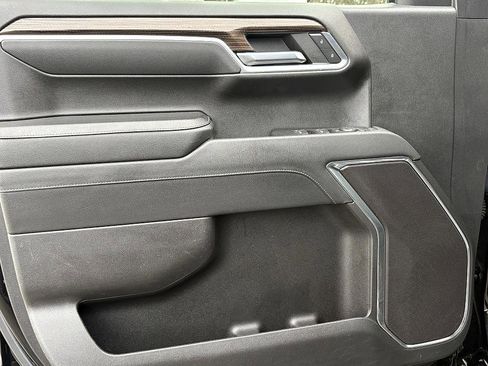 Used 2023 Chevrolet Silverado 1500 RST w/ Redline Edition image 17