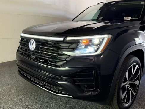 Used 2024 Volkswagen Atlas SEL Premium R-Line AWD/4WD image 57