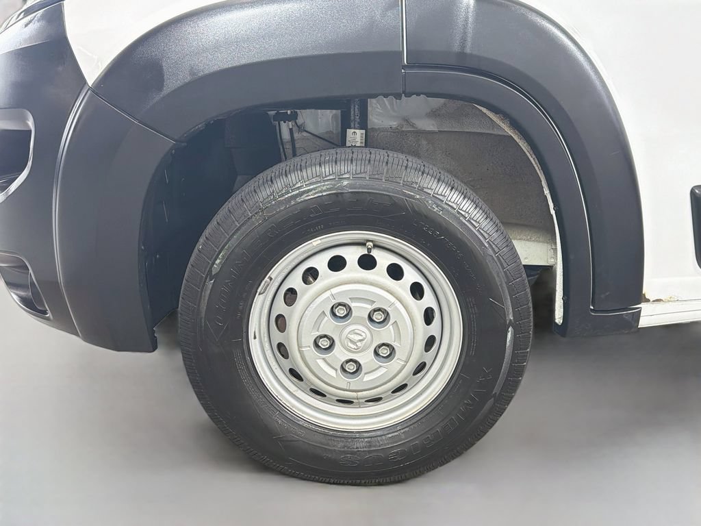 Used 2025 RAM ProMaster 2500 w/ Convenience Group FWD image 27