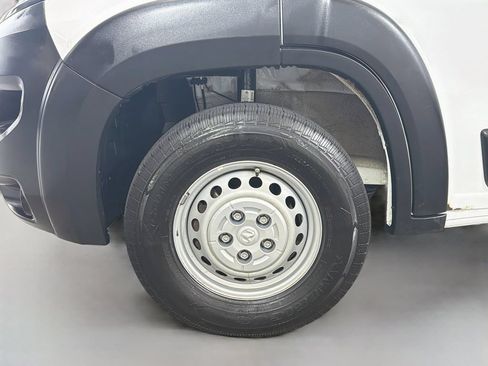 Used 2025 RAM ProMaster 2500 w/ Convenience Group FWD image 27