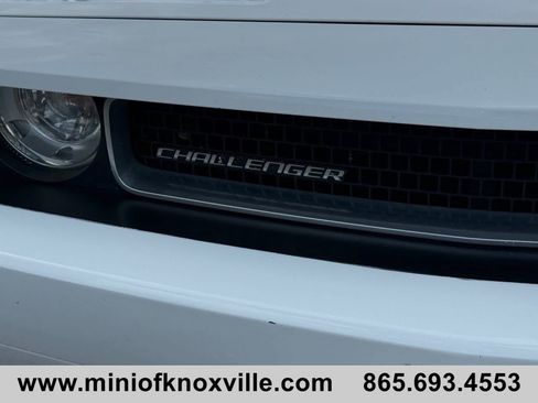 Used 2011 Dodge Challenger RWD image 10
