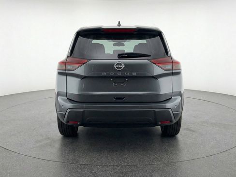 Used 2025 Nissan Rogue SV image 7