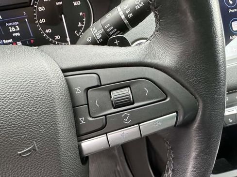 Used 2021 Cadillac XT4 Premium Luxury w/ Cold Weather Package AWD/4WD image 12