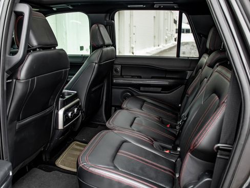 Used 2022 Ford Expedition Max Limited image 28