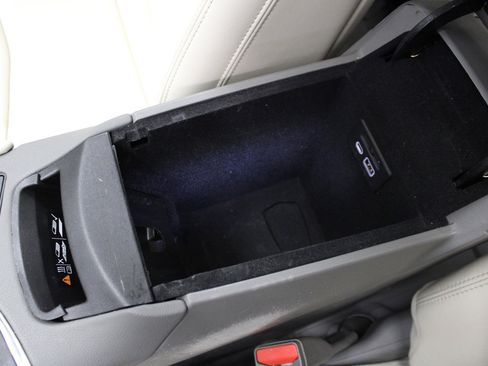 Certified 2024 Cadillac XT6 Premium Luxury w/ LPO, Floor Liner Package image 38