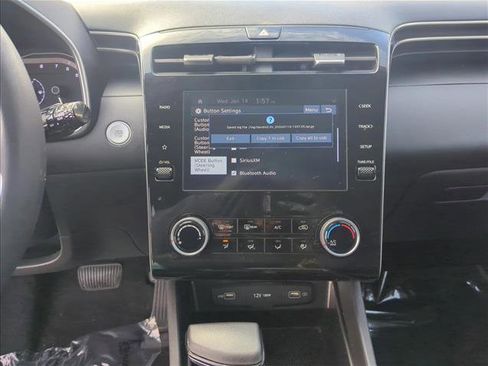 Used 2022 Hyundai Tucson SEL image 16