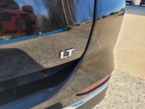 Used 2021 Chevrolet Equinox LT image 12