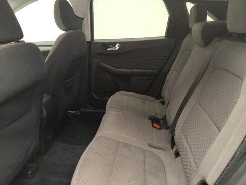 Used 2021 Ford Escape SE FWD image 18