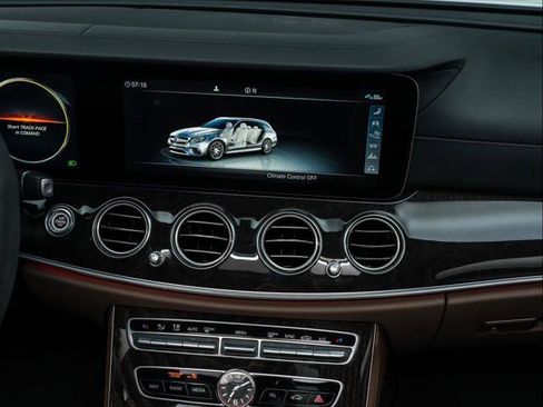 Used 2020 Mercedes-Benz E 63 AMG S image 36