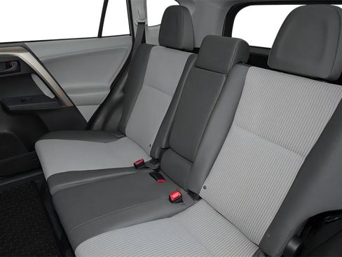 Used 2014 Toyota RAV4 LE FWD image 13