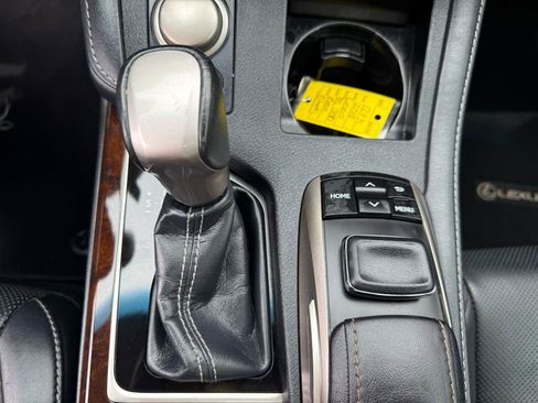 Used 2018 Lexus ES 350 w/ Luxury Package w/Wood Trim FWD image 25