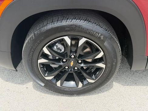 Used 2023 Chevrolet TrailBlazer LT w/ Convenience Package FWD image 18
