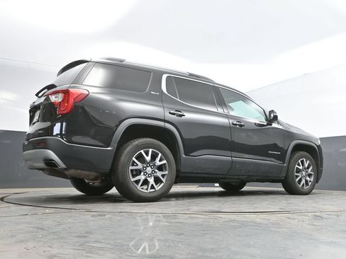 Used 2023 GMC Acadia SLT AWD/4WD image 32