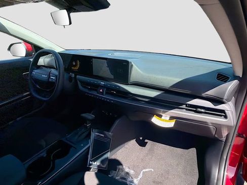 New 2026 Kia K4 LXS FWD image 26